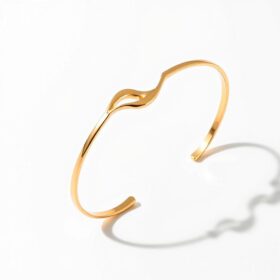 Modern Leaf Gold Bracelet